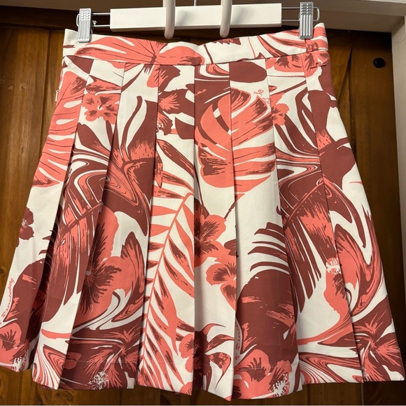 J.Lindeberg Adina Skort Hibiscus Pink Small NWT - Picture 1 of 5